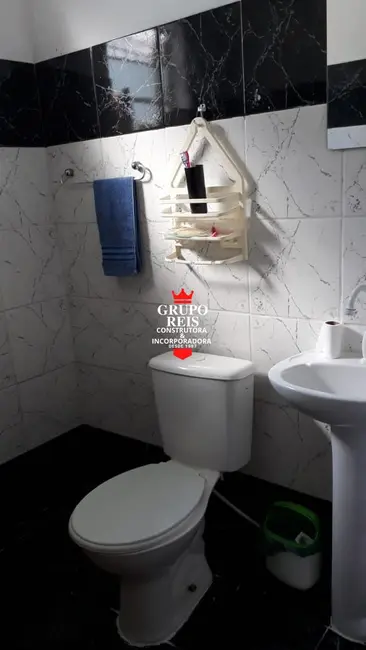 Foto 4 de Casa com 2 quartos para alugar, 60m2 em Cidade da Criança, Praia Grande - SP