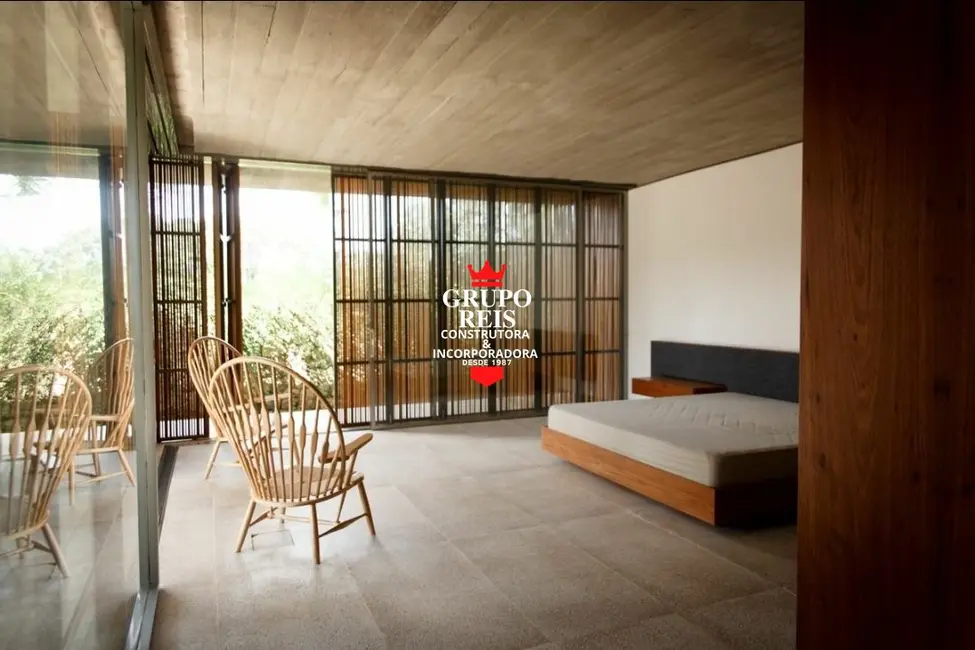 Foto 4 de Casa com 7 quartos à venda, 2000m2 em Centro, Atibaia - SP