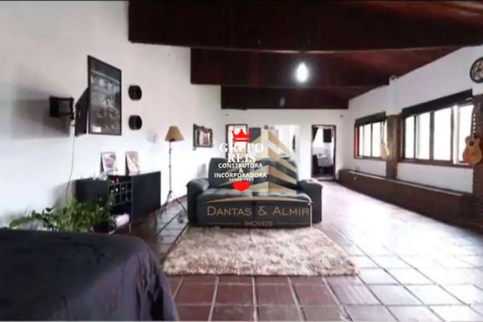 Foto 1 de Casa com 3 quartos à venda, 534m2 em Vila Albertina, São Paulo - SP