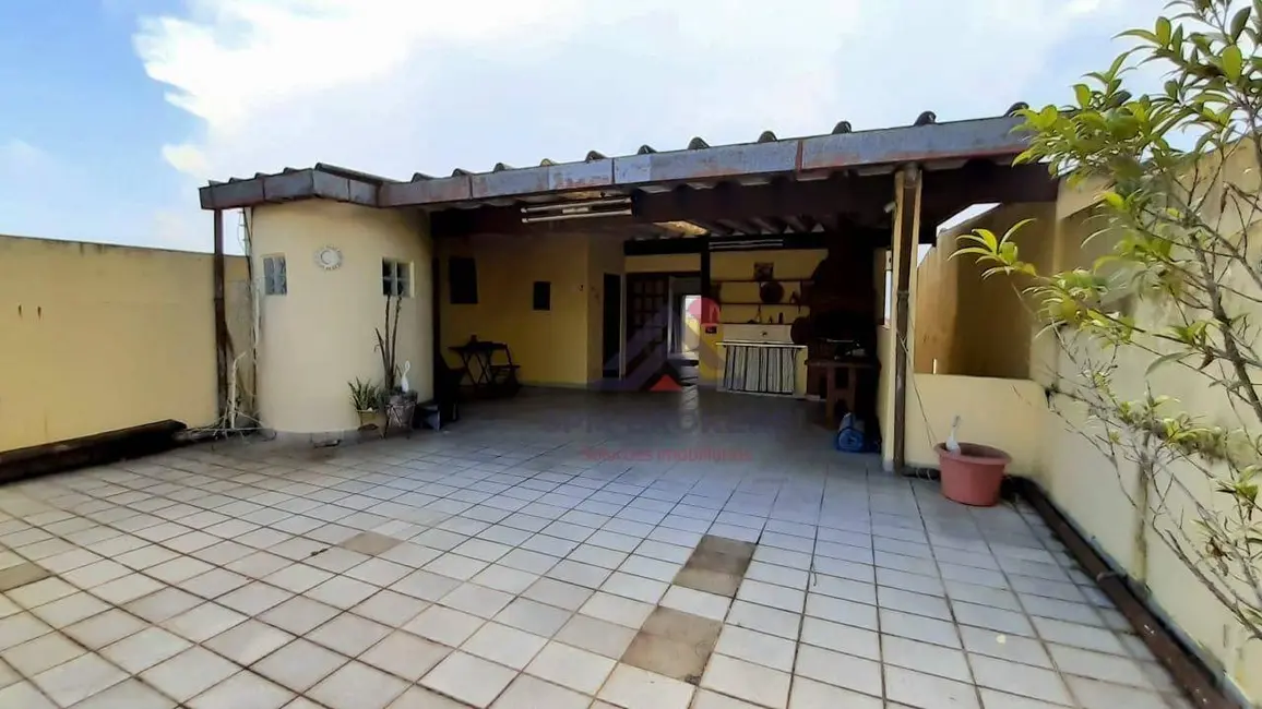 Foto 2 de Sobrado com 3 quartos à venda, 240m2 em Santa Maria, Santo Andre - SP