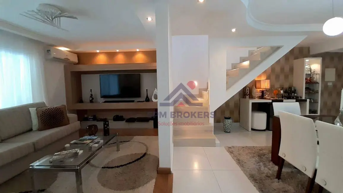 Sobrado com 3 quartos à venda, 270m2 em Campestre, Santo Andre - SP - imagem 6 Foto 6 de Sobrado com 3 quartos à venda, 270m2 em Campestre, Santo Andre - SP