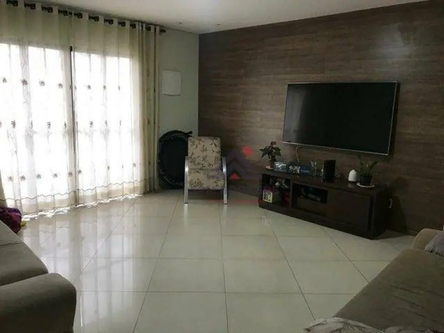 Foto 5 de Sobrado com 3 quartos à venda, 290m2 em Vila Mazzei, Santo Andre - SP