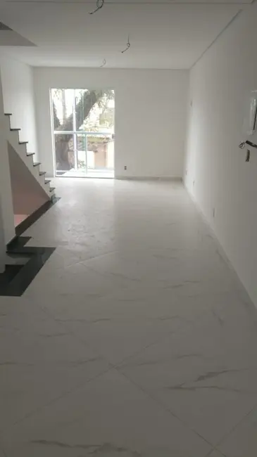 Sobrado com 2 quartos à venda, 114m2 em Vila América, Santo Andre - SP - imagem 3 Foto 3 de Sobrado com 2 quartos à venda, 114m2 em Vila América, Santo Andre - SP