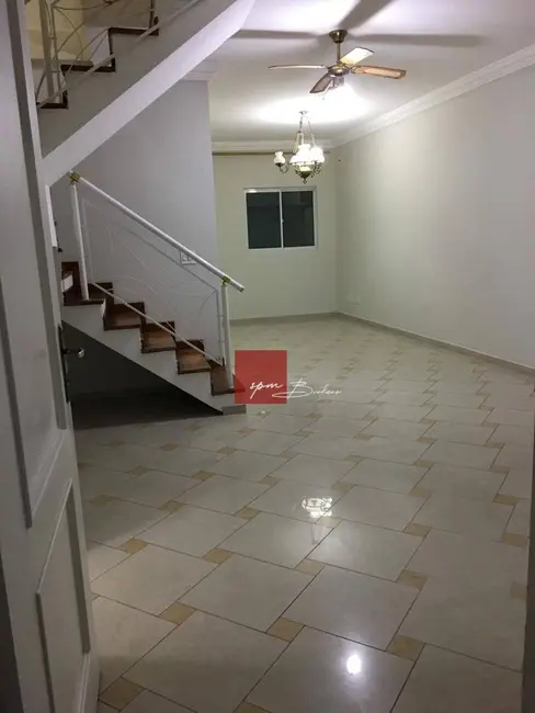 Sobrado com 3 quartos à venda, 115m2 em Vila Scarpelli, Santo Andre - SP - imagem 3 Foto 3 de Sobrado com 3 quartos à venda, 115m2 em Vila Scarpelli, Santo Andre - SP