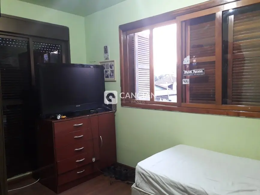 Casa com 3 quartos à venda, 193m2 em Pinheiro Machado, Santa Maria - RS - imagem 5 Foto 5 de Casa com 3 quartos à venda, 193m2 em Pinheiro Machado, Santa Maria - RS