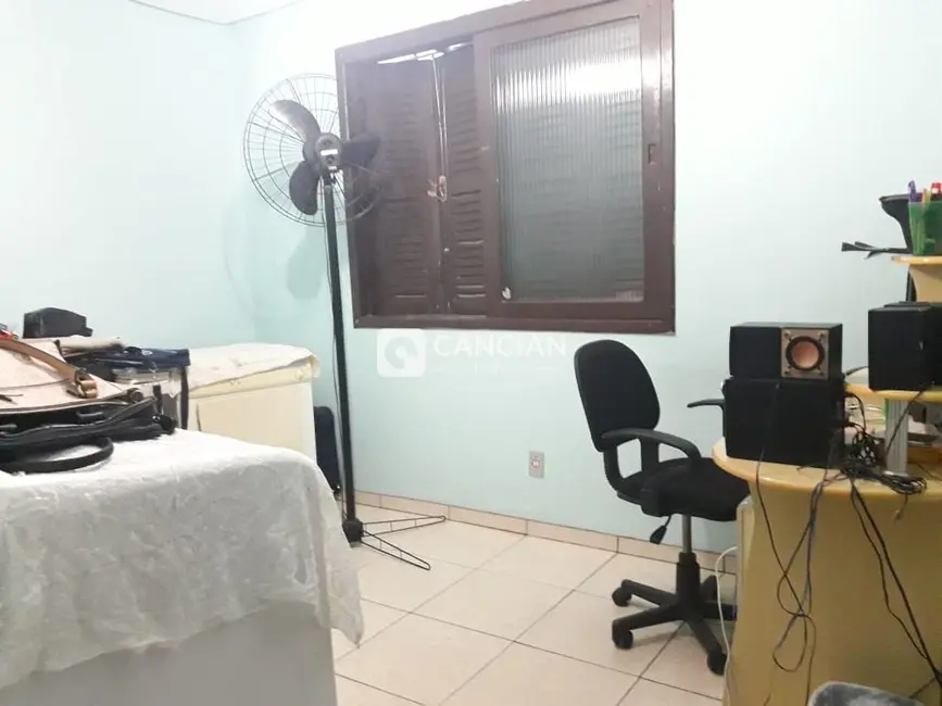 Casa com 3 quartos à venda, 193m2 em Pinheiro Machado, Santa Maria - RS - imagem 6 Foto 6 de Casa com 3 quartos à venda, 193m2 em Pinheiro Machado, Santa Maria - RS