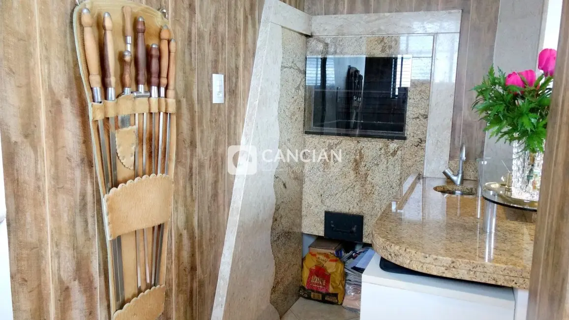 Cobertura com 3 quartos à venda, 230m2 em Centro, Santa Maria - RS - imagem 7 Foto 7 de Cobertura com 3 quartos à venda, 230m2 em Centro, Santa Maria - RS