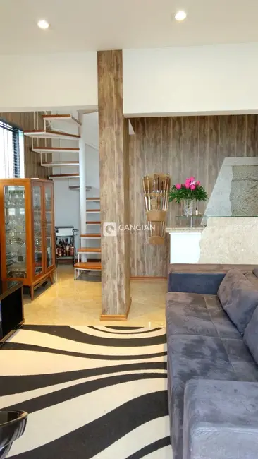 Cobertura com 3 quartos à venda, 230m2 em Centro, Santa Maria - RS - imagem 6 Foto 6 de Cobertura com 3 quartos à venda, 230m2 em Centro, Santa Maria - RS