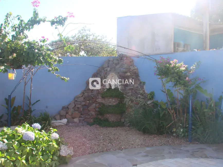 Casa com 3 quartos à venda, 400m2 em Pinheiro Machado, Santa Maria - RS - imagem 4 Foto 4 de Casa com 3 quartos à venda, 400m2 em Pinheiro Machado, Santa Maria - RS