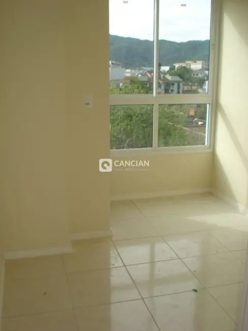 Foto 10 de Apartamento com 1 quarto à venda, 44m2 em Nossa Senhora do Rosário, Santa Maria - RS