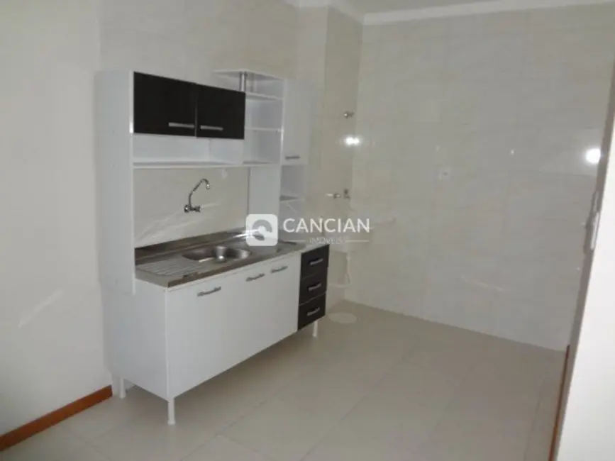 Foto 3 de Apartamento com 1 quarto para alugar, 40m2 em Nossa Senhora de Lourdes, Santa Maria - RS