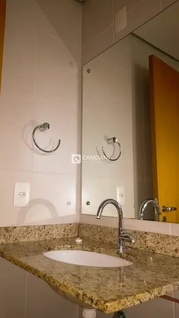 Foto 13 de Apartamento com 1 quarto para alugar, 50m2 em Nossa Senhora do Rosário, Santa Maria - RS