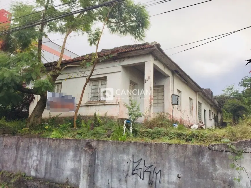 Foto 1 de Terreno / Lote à venda, 660m2 em Centro, Santa Maria - RS