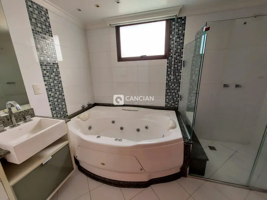 Foto 9 de Apartamento com 3 quartos à venda, 178m2 em Nossa Senhora Medianeira, Santa Maria - RS