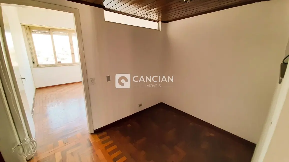 Apartamento com 2 quartos à venda, 115m2 em Centro, Santa Maria - RS - imagem 9 Foto 9 de Apartamento com 2 quartos à venda, 115m2 em Centro, Santa Maria - RS
