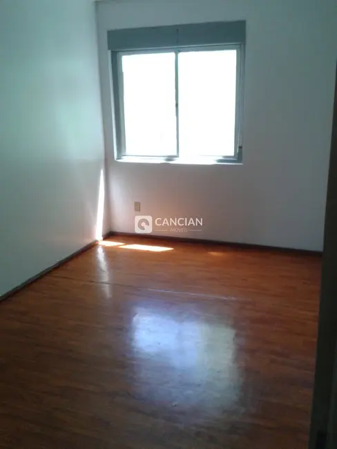 Foto 9 de Apartamento com 2 quartos à venda, 89m2 em Nossa Senhora das Dores, Santa Maria - RS