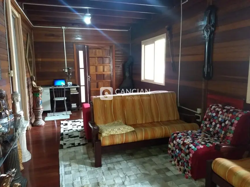 Casa com 3 quartos à venda, 262m2 em Nossa Senhora Medianeira, Santa Maria - RS - imagem 3 Foto 3 de Casa com 3 quartos à venda, 262m2 em Nossa Senhora Medianeira, Santa Maria - RS