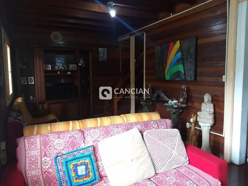 Casa com 3 quartos à venda, 262m2 em Nossa Senhora Medianeira, Santa Maria - RS - imagem 4 Foto 4 de Casa com 3 quartos à venda, 262m2 em Nossa Senhora Medianeira, Santa Maria - RS