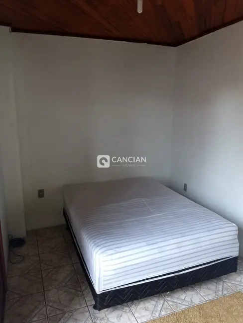 Casa com 3 quartos à venda, 262m2 em Nossa Senhora Medianeira, Santa Maria - RS - imagem 8 Foto 8 de Casa com 3 quartos à venda, 262m2 em Nossa Senhora Medianeira, Santa Maria - RS