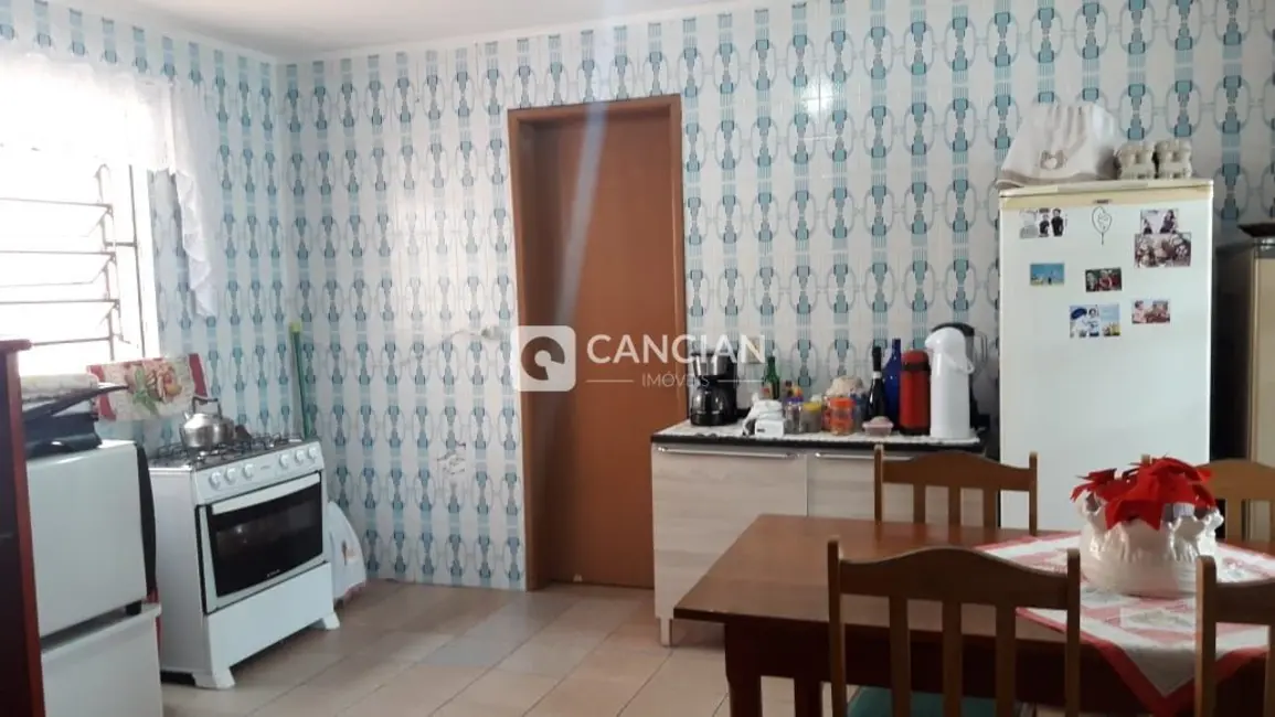 Casa com 5 quartos à venda, 163m2 em Nossa Senhora Medianeira, Santa Maria - RS - imagem 5 Foto 5 de Casa com 5 quartos à venda, 163m2 em Nossa Senhora Medianeira, Santa Maria - RS