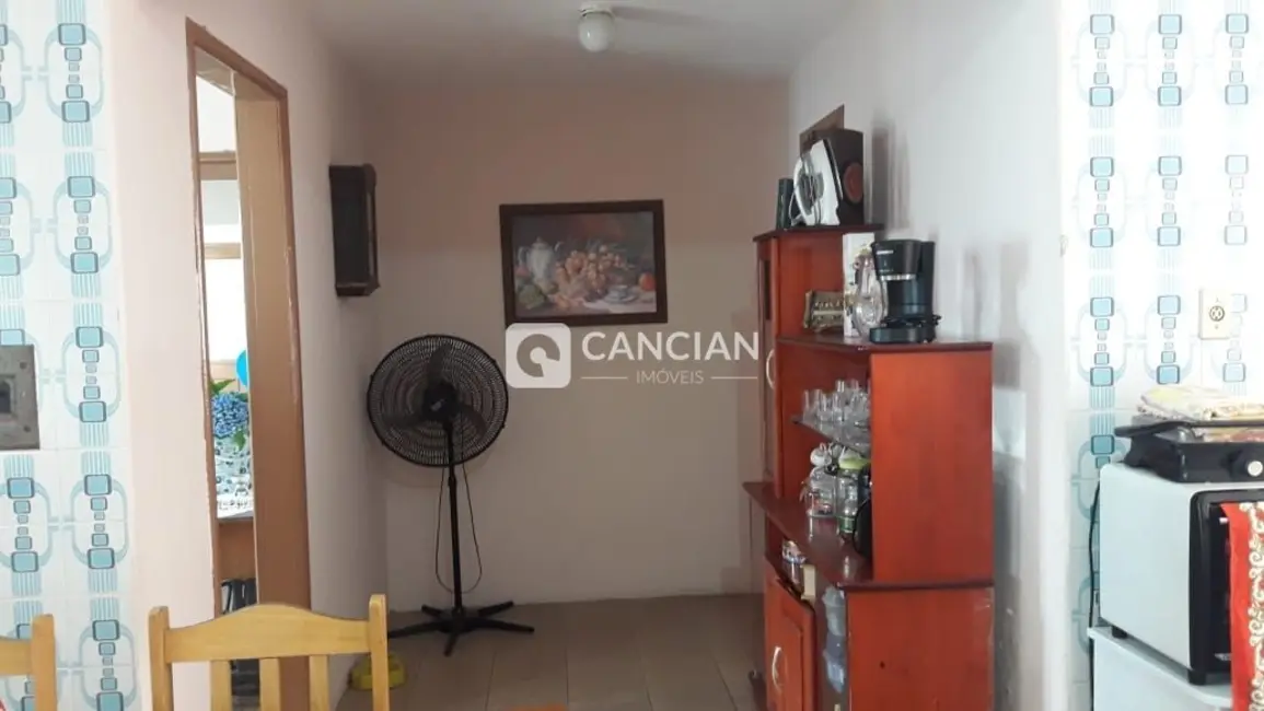 Casa com 5 quartos à venda, 163m2 em Nossa Senhora Medianeira, Santa Maria - RS - imagem 4 Foto 4 de Casa com 5 quartos à venda, 163m2 em Nossa Senhora Medianeira, Santa Maria - RS