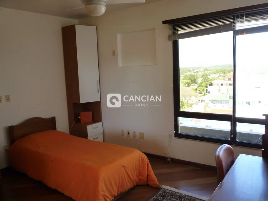 Foto 9 de Apartamento com 4 quartos à venda, 284m2 em Nossa Senhora de Fátima, Santa Maria - RS