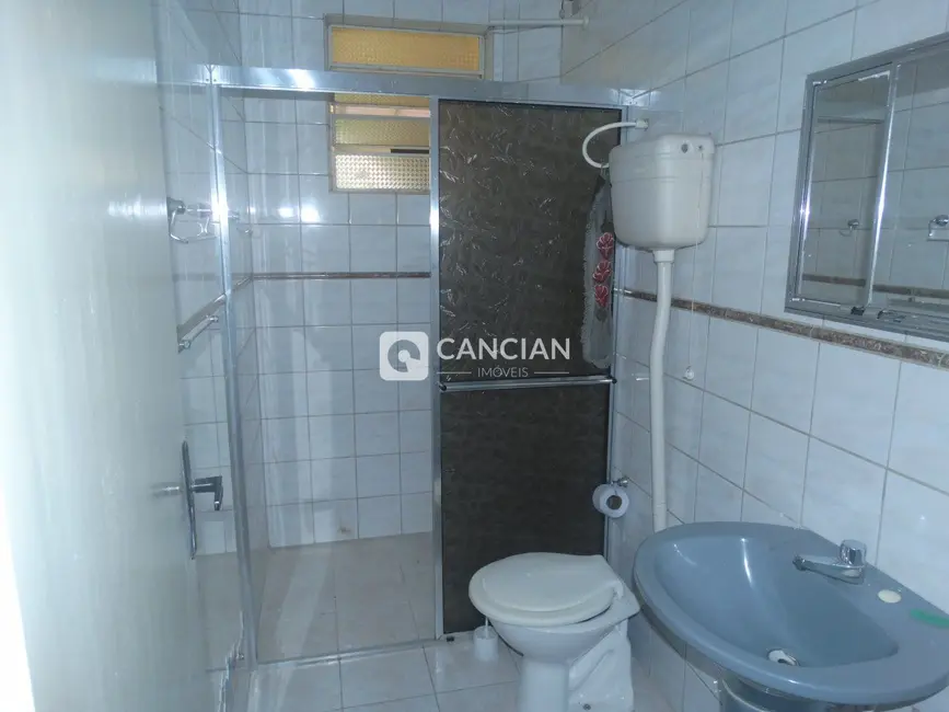 Foto 9 de Sobrado com 4 quartos à venda, 222m2 em Pé de Plátano, Santa Maria - RS