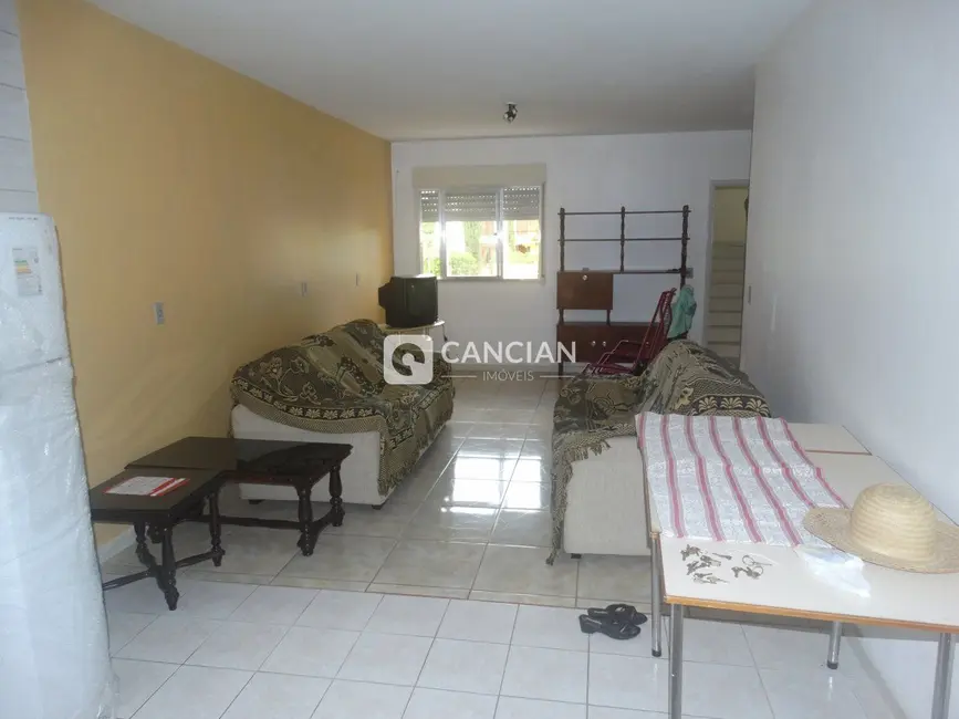 Foto 7 de Sobrado com 4 quartos à venda, 222m2 em Pé de Plátano, Santa Maria - RS