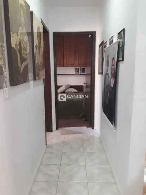 Casa com 4 quartos à venda, 198m2 em Nossa Senhora de Lourdes, Santa Maria - RS - imagem 8 Foto 8 de Casa com 4 quartos à venda, 198m2 em Nossa Senhora de Lourdes, Santa Maria - RS