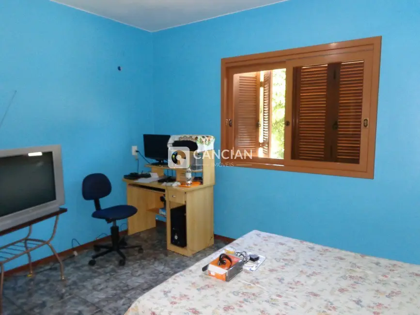 Foto 7 de Casa com 3 quartos à venda, 162m2 em Nossa Senhora do Perpétuo Socorro, Santa Maria - RS