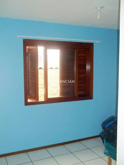 Casa com 6 quartos à venda, 298m2 em Lorenzi, Santa Maria - RS - imagem 6 Foto 6 de Casa com 6 quartos à venda, 298m2 em Lorenzi, Santa Maria - RS