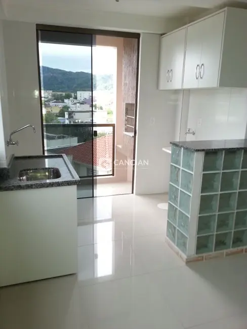 Foto 4 de Apartamento com 1 quarto à venda, 34m2 em Nossa Senhora do Rosário, Santa Maria - RS