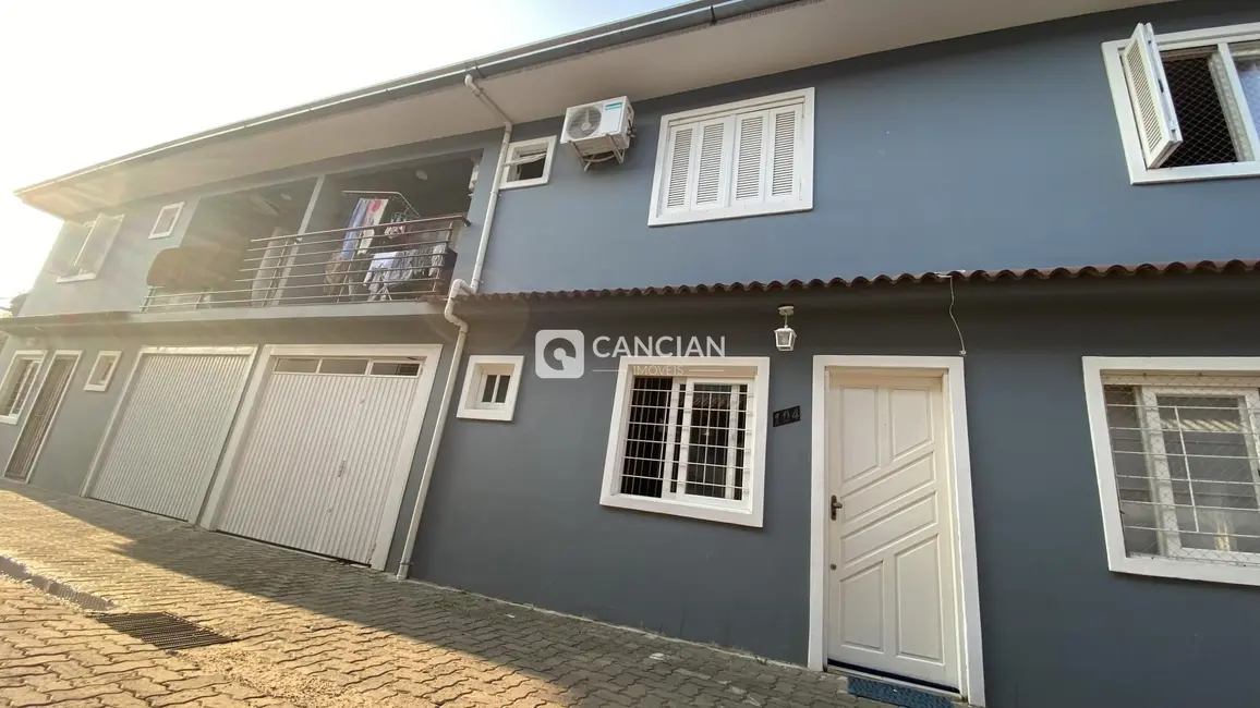 Foto 2 de Casa de Condomínio com 2 quartos à venda, 93m2 em Pinheiro Machado, Santa Maria - RS