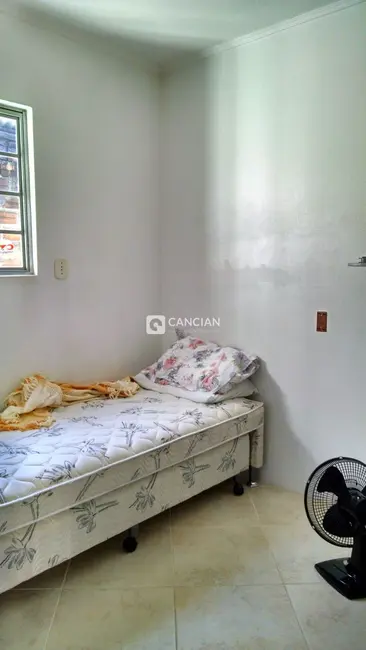 Foto 9 de Casa com 4 quartos à venda, 210m2 em Nossa Senhora do Perpétuo Socorro, Santa Maria - RS