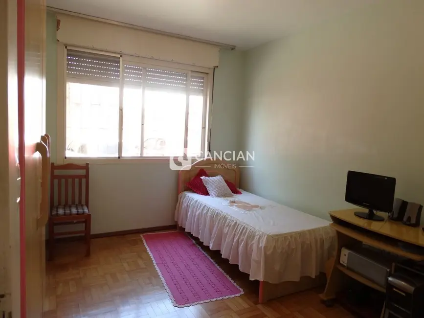 Foto 8 de Apartamento com 3 quartos à venda, 77m2 em Centro, Santa Maria - RS