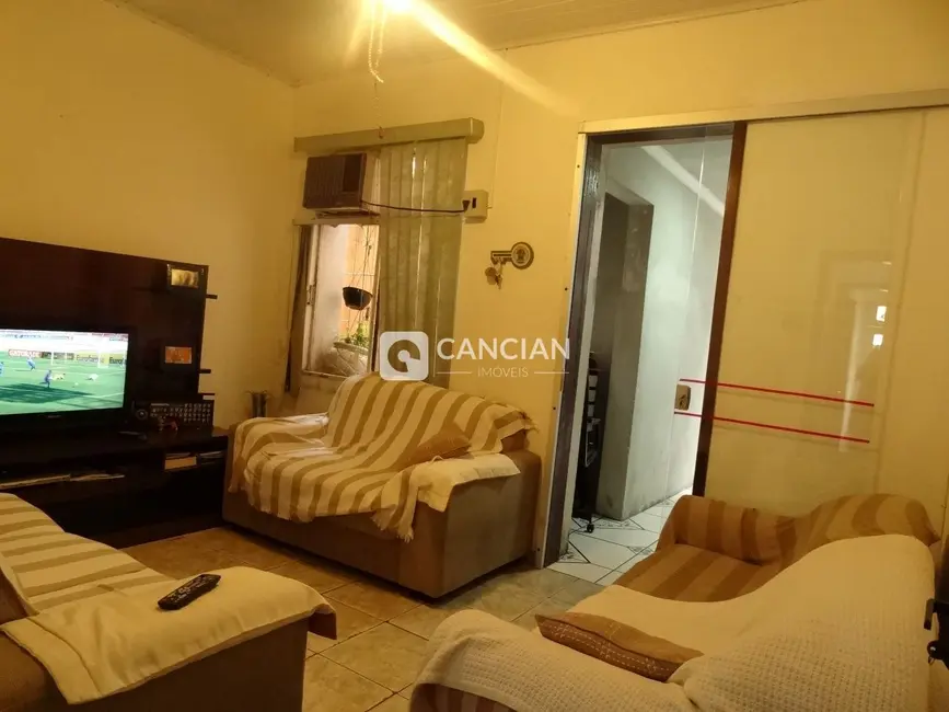 Casa com 3 quartos à venda, 110m2 em Centro, Santa Maria - RS - imagem 3 Foto 3 de Casa com 3 quartos à venda, 110m2 em Centro, Santa Maria - RS