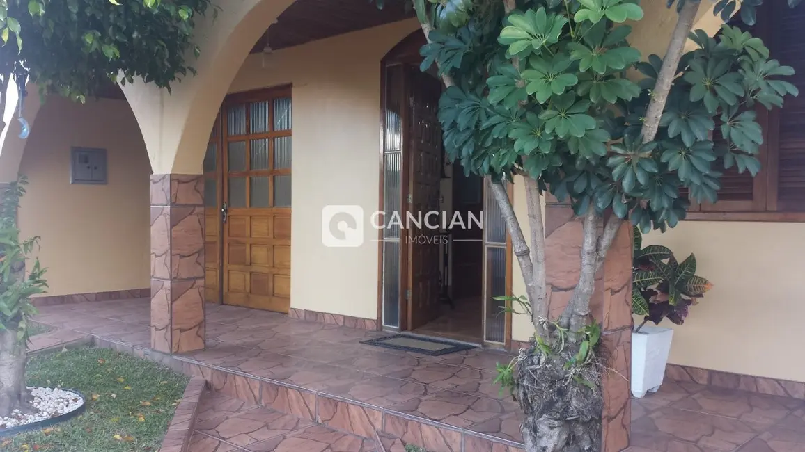 Foto 1 de Casa com 3 quartos à venda, 147m2 em Tancredo Neves, Santa Maria - RS