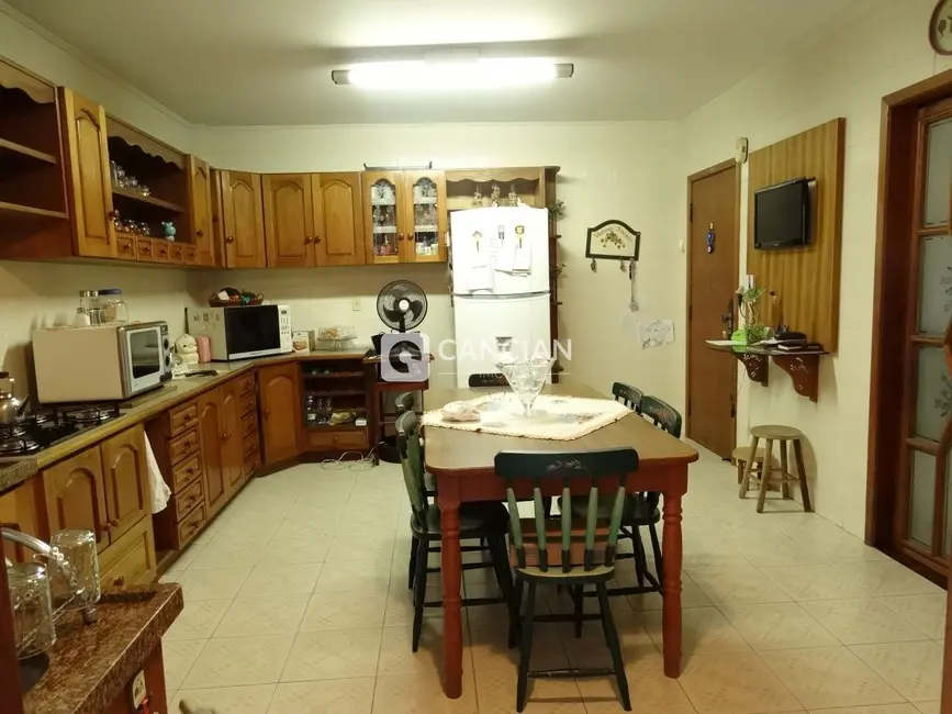 Foto 6 de Apartamento com 3 quartos à venda, 185m2 em Centro, Santa Maria - RS