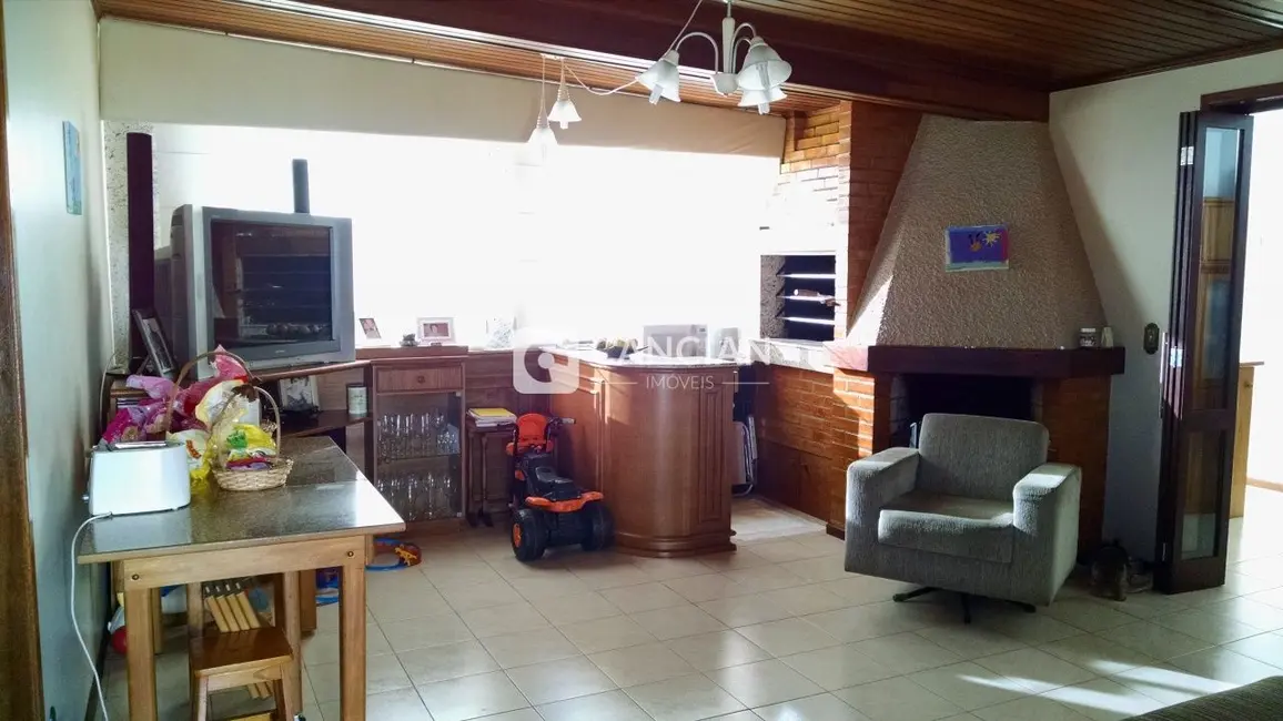 Foto 5 de Cobertura com 4 quartos à venda, 180m2 em Centro, Santa Maria - RS