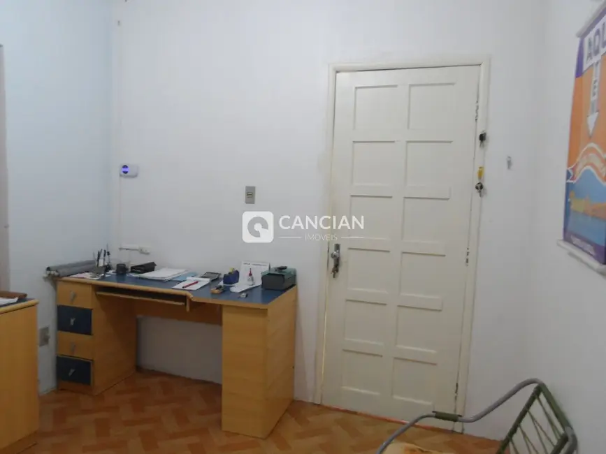 Foto 6 de Casa com 6 quartos à venda, 295m2 em Nossa Senhora do Perpétuo Socorro, Santa Maria - RS