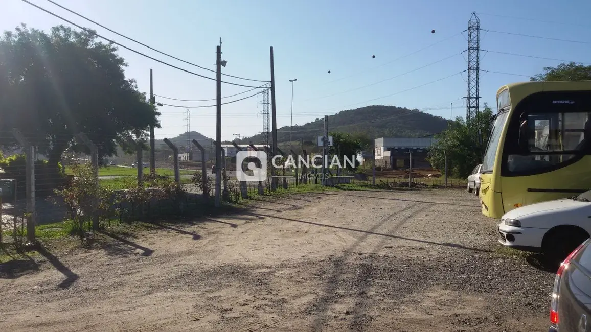Foto 3 de Terreno / Lote à venda, 1560m2 em Urlândia, Santa Maria - RS