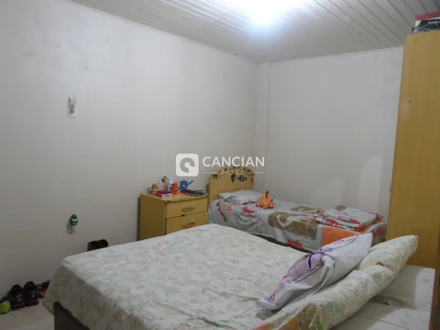 Casa com 1 quarto à venda, 70m2 em Pinheiro Machado, Santa Maria - RS - imagem 3 Foto 3 de Casa com 1 quarto à venda, 70m2 em Pinheiro Machado, Santa Maria - RS