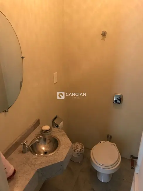 Casa com 4 quartos à venda, 358m2 em Nossa Senhora do Rosário, Santa Maria - RS - imagem 9 Foto 9 de Casa com 4 quartos à venda, 358m2 em Nossa Senhora do Rosário, Santa Maria - RS