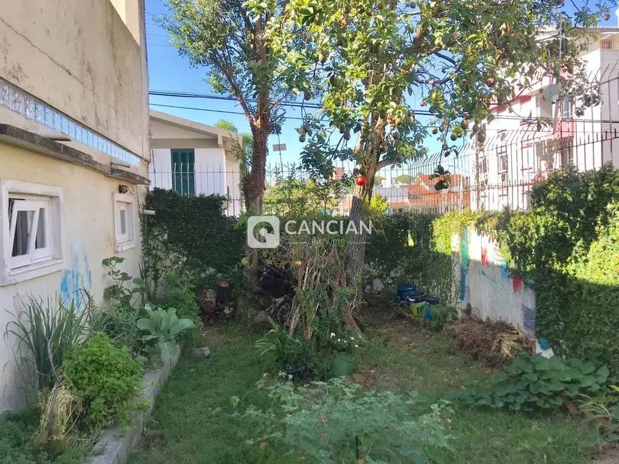 Foto 2 de Casa com 4 quartos à venda, 358m2 em Nossa Senhora do Rosário, Santa Maria - RS