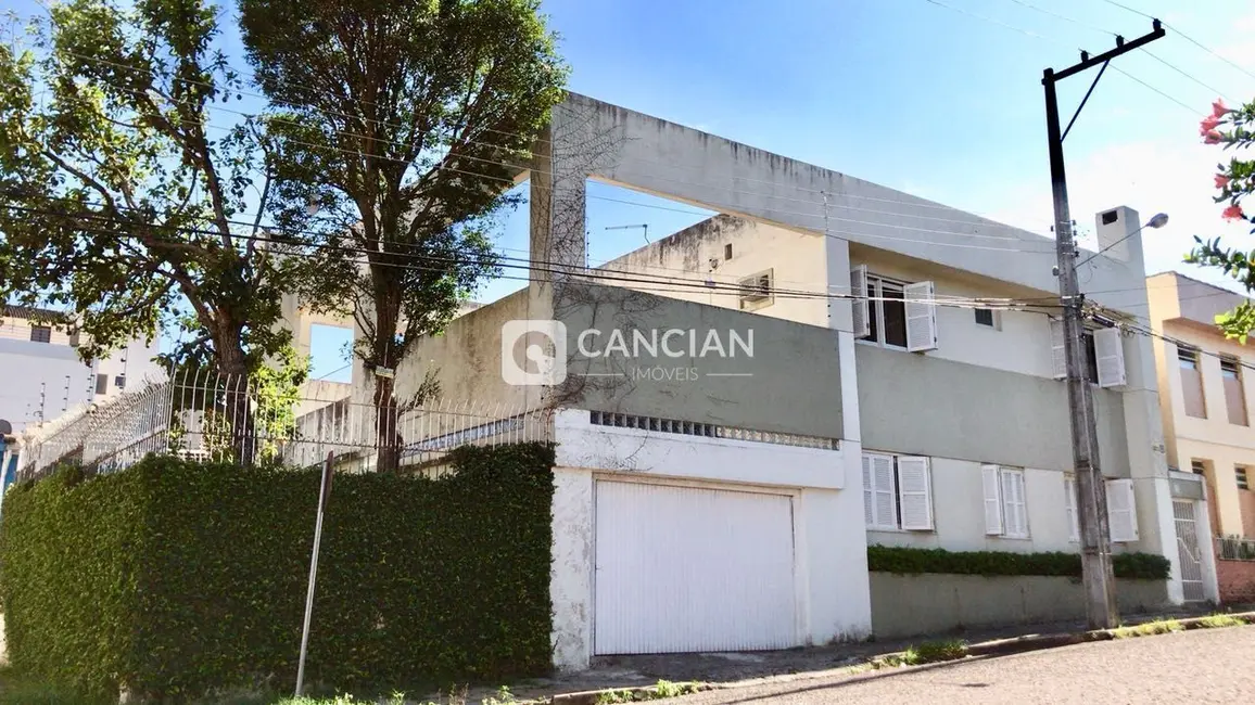 Foto 1 de Casa com 4 quartos à venda, 358m2 em Nossa Senhora do Rosário, Santa Maria - RS