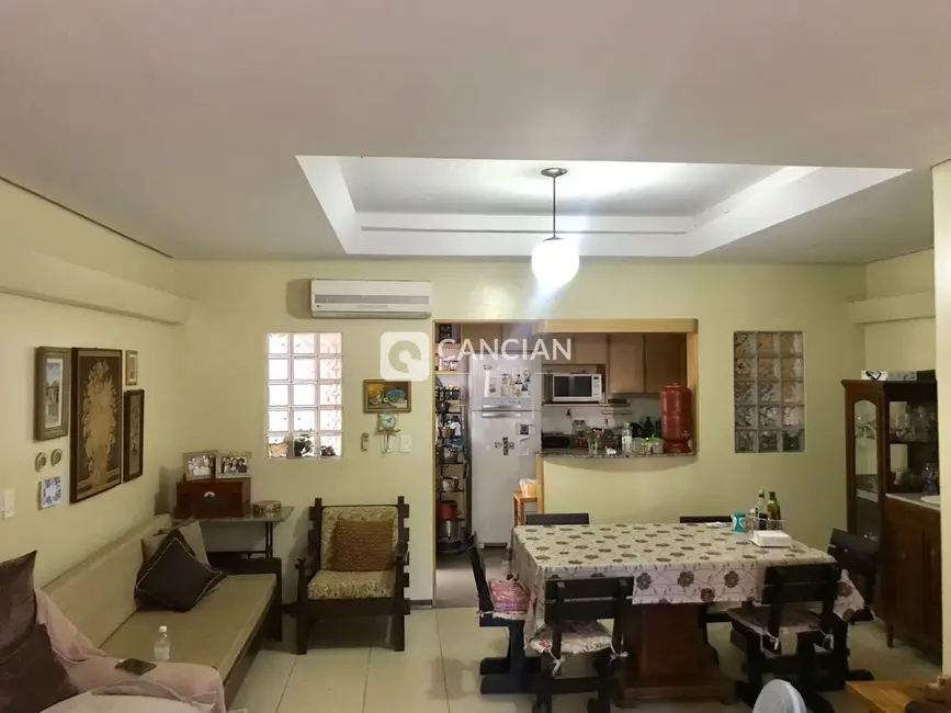 Casa com 4 quartos à venda, 358m2 em Nossa Senhora do Rosário, Santa Maria - RS - imagem 6 Foto 6 de Casa com 4 quartos à venda, 358m2 em Nossa Senhora do Rosário, Santa Maria - RS