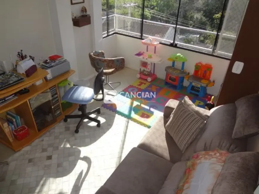 Foto 5 de Apartamento com 3 quartos à venda, 124m2 em Nossa Senhora de Lourdes, Santa Maria - RS