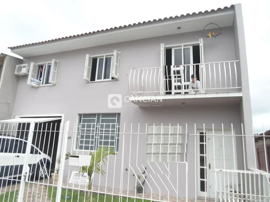 Foto 1 de Casa com 3 quartos à venda, 230m2 em Camobi, Santa Maria - RS