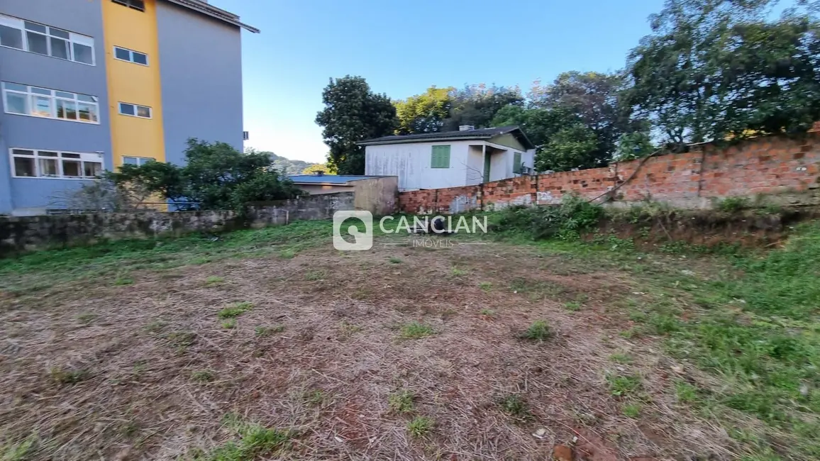 Foto 5 de Terreno / Lote com 1 quarto à venda, 660m2 em Centro, Santa Maria - RS