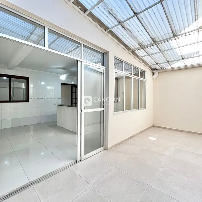 Casa de Condomínio com 4 quartos à venda, 320m2 em Camobi, Santa Maria - RS - imagem 9 Foto 9 de Casa de Condomínio com 4 quartos à venda, 320m2 em Camobi, Santa Maria - RS